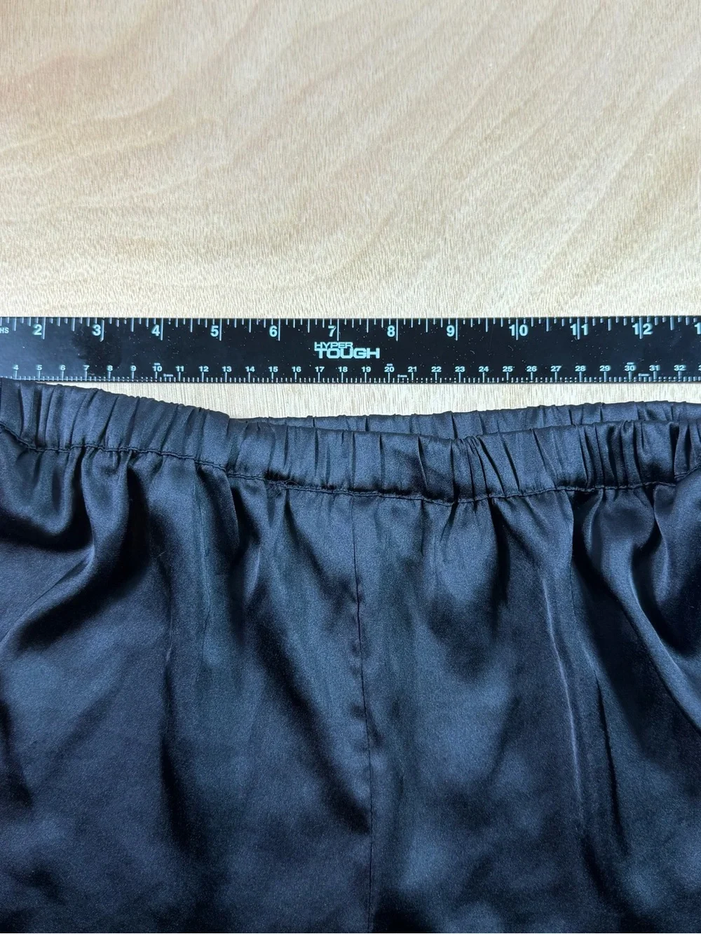 Boohoo Black Satin Lace-Panel Sleep Shorts - Picture 3 of 9
